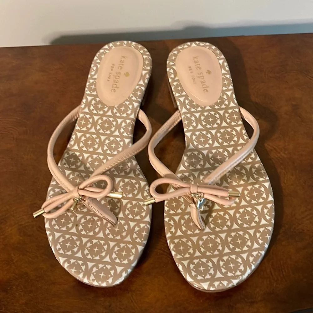 Kate Spade sandal - Picture 1 of 4